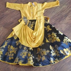 Gown (toddler)
